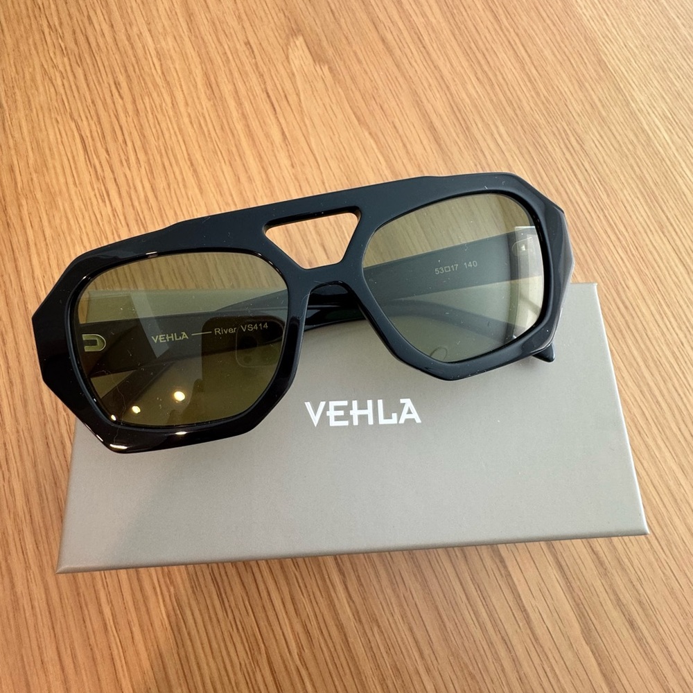 New in box! VEHLA River Sunglasses. Black w. Khaki